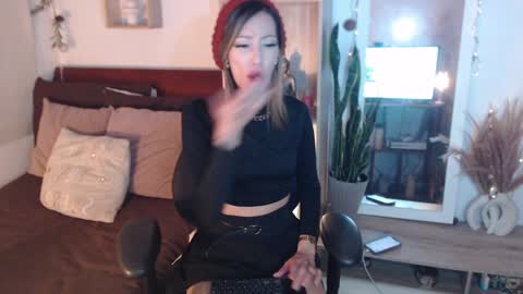 Snapshot of lolis_sweet_submisive chatting on January 12, 1:11 am Dear tippers follow me on my new cb account lennarogers online show from January 12, 1:11 am