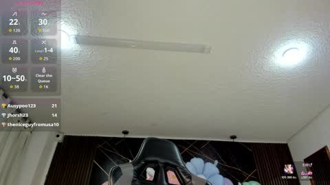 lolly18_ online show from April 13, 8:42 pm