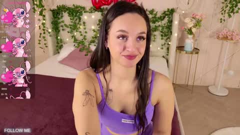 Snapshot of lolly_neal chatting on March 4, 5:42 am Lolly online show from March 4, 5:42 am