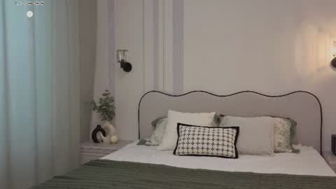 lolly_turner online show from July 21, 4:24 am