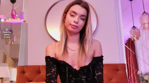 Lolly. online show from November 22, 8:33 pm