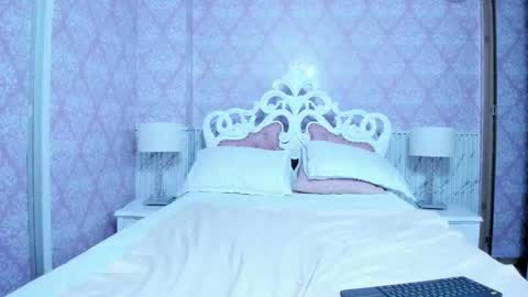 LOLY online show from January 19, 11:06 am