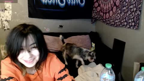 Snapshot of londonray chatting on October 11, 7:46 am londonray online show from October 11, 7:46 am