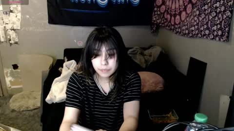 Snapshot of londonray chatting on October 15, 8:50 am londonray online show from October 15, 8:50 am