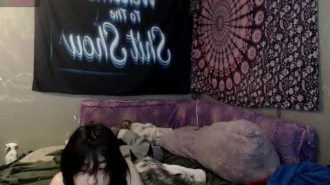 Snapshot of londonray chatting on September 29, 4:06 am londonray online show from September 29, 4:06 am