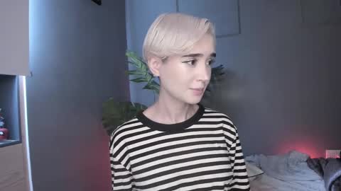 Snapshot of lonelly_lolly98 chatting on February 23, 8:50 pm SABRINA online show from February 23, 8:50 pm