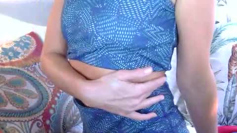 Snapshot of longlegstammy chatting on September 20, 5:55 pm Cutenurse91 online show from September 20, 5:55 pm