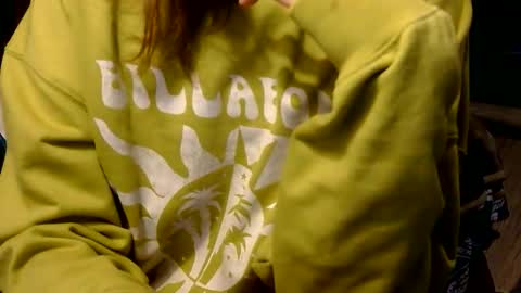 Snapshot of longlegstammy chatting on September 27, 1:02 am Cutenurse91 online show from September 27, 1:02 am