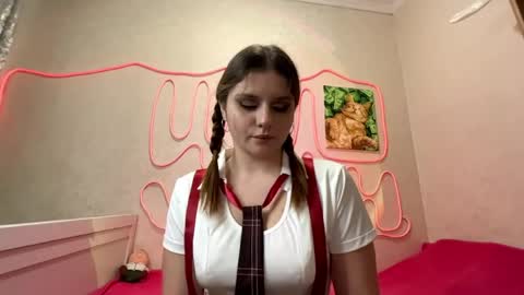Luisa online show from May 21, 1:20 pm