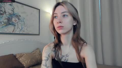 Snapshot of look_my_passion chatting on February 24, 7:09 am Hanna online show from February 24, 7:09 am