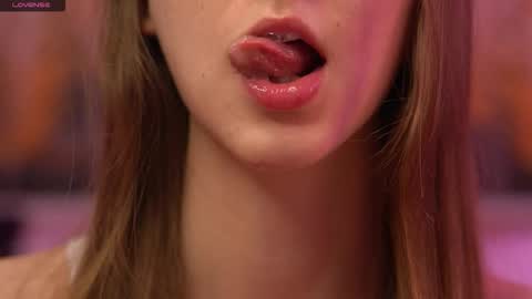 Hanna online show from February 15, 7:51 am