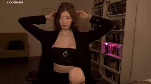 loony_moony online show from July 5, 10:32 am