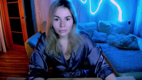 Lora online show from December 15, 3:01 am