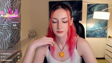 Snapshot of loradimmick chatting on October 9, 9:13 am Lora online show from October 9, 9:13 am