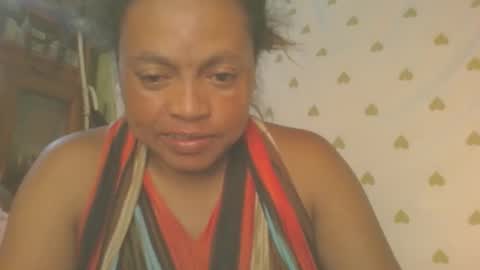 LorahVane online show from March 10, 7:01 am