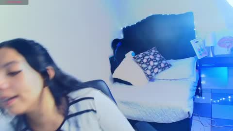 Loren online show from May 19, 9:11 pm