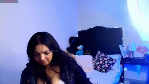 Loren online show from May 13, 11:54 pm