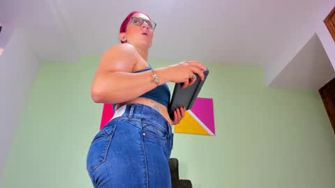 Loren Grey  online show from February 28, 12:09 pm