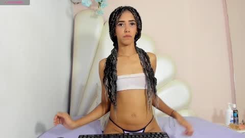 Snapshot of lorena_hawkins chatting on December 30, 8:15 pm Lorena online show from December 30, 8:15 pm