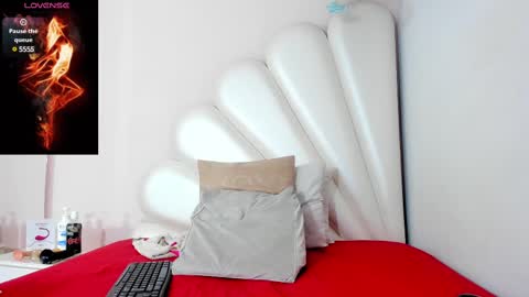 Snapshot of lorena_hawkins chatting on February 10, 1:55 pm Lorena online show from February 10, 1:55 pm