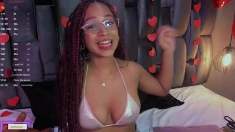 Lorena Vieira  online show from February 13, 10:54 pm