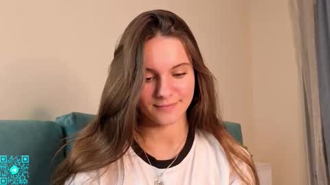 Chloe for Fan BlackHole online show from September 26, 5:43 pm