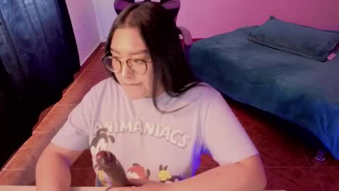 lory__666 online show from October 13, 8:22 pm