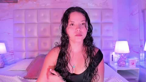 Snapshot of lotti_carter chatting on January 4, 3:07 am Lotti online show from January 4, 3:07 am