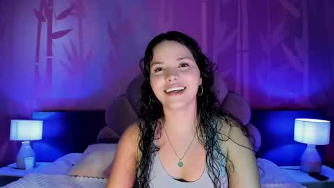 Snapshot of lotti_carter chatting on January 22, 3:09 am Lotti online show from January 22, 3:09 am