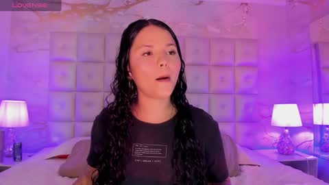 Snapshot of lotti_carter chatting on February 5, 3:13 am Lotti online show from February 5, 3:13 am