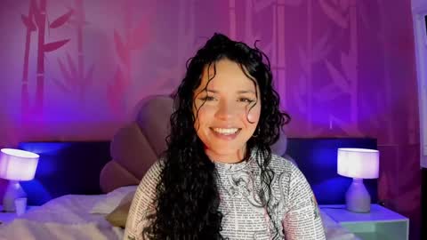 Snapshot of lotti_carter chatting on January 24, 3:22 am Lotti online show from January 24, 3:22 am