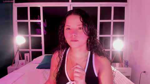 Snapshot of lotti_carter chatting on January 25, 1:10 am Lotti online show from January 25, 1:10 am