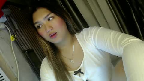 Snapshot of louheart chatting on January 23, 10:11 pm Sweet online show from January 23, 10:11 pm
