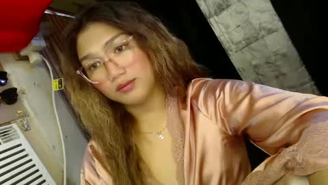 Snapshot of louheart chatting on January 13, 6:27 am Sweet online show from January 13, 6:27 am