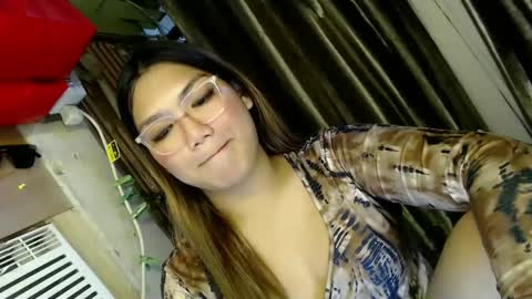 Snapshot of louheart chatting on February 14, 4:52 pm Sweet online show from February 14, 4:52 pm
