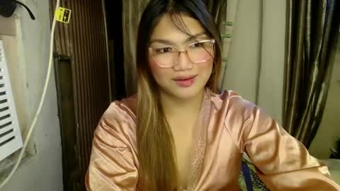 Snapshot of louheart chatting on January 27, 5:15 pm Sweet online show from January 27, 5:15 pm