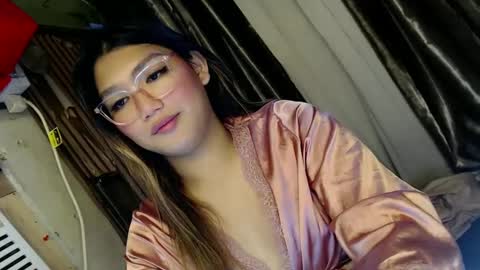 Snapshot of louheart chatting on February 24, 6:26 pm Sweet online show from February 24, 6:26 pm