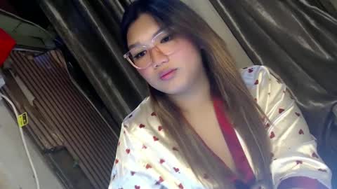 Snapshot of louheart chatting on March 11, 2:10 am Sweet online show from March 11, 2:10 am