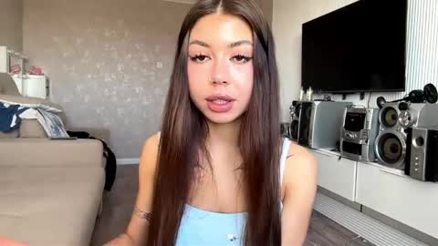 Flora online show from April 18, 7:22 am