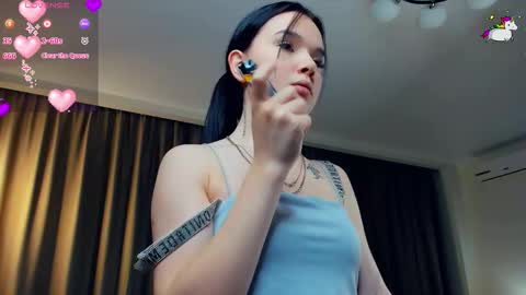 Brook and Del online show from November 19, 8:09 pm