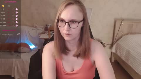 Snapshot of love_agatha chatting on September 30, 6:41 am Agatha online show from September 30, 6:41 am