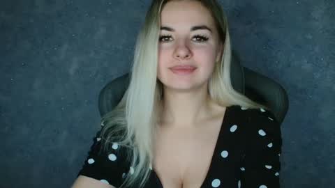 Megane online show from March 8, 6:30 am