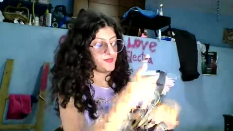 Snapshot of love_electra chatting on September 27, 2:13 pm love_electra online show from September 27, 2:13 pm