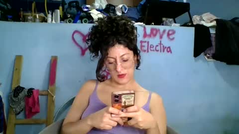 Snapshot of love_electra chatting on September 11, 2:06 pm love_electra online show from September 11, 2:06 pm