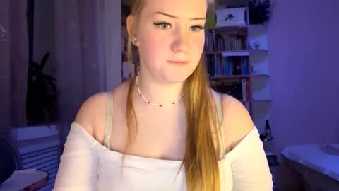 Megan online show from September 21, 10:19 pm