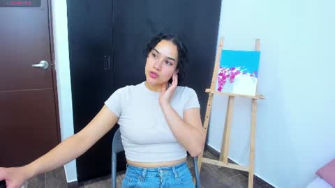 Kristen LoveBerry online show from June 10, 6:39 pm