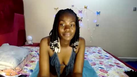 Snapshot of love_sparkle chatting on October 9, 6:56 pm love_sparkle online show from October 9, 6:56 pm