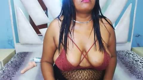 lovecandysweetcf online show from November 26, 2:01 am