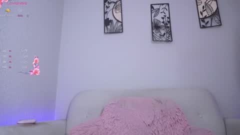 katalina   online show from December 21, 5:33 am