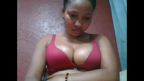 loveinlife750427 online show from October 22, 1:38 pm